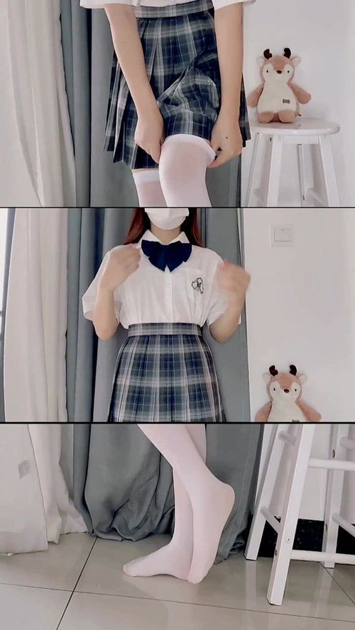 jk少女沒穿襪子前vs穿襪子后,你猜猜區(qū)別到底有多大