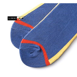 四季款潮流男女精品中筒襪 運動防臭、全棉舒適，盡顯時尚活力